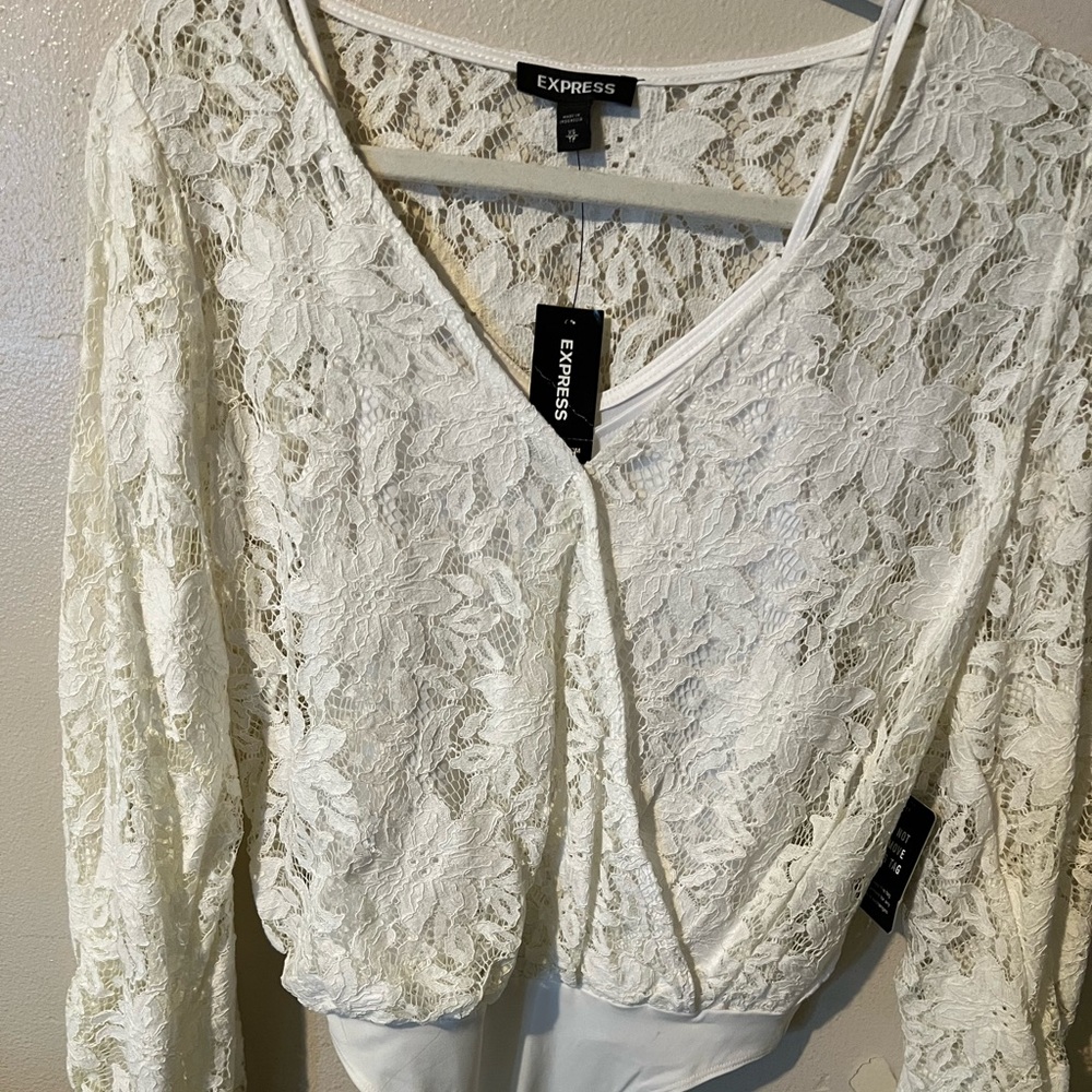 Express bobyshirt size xs